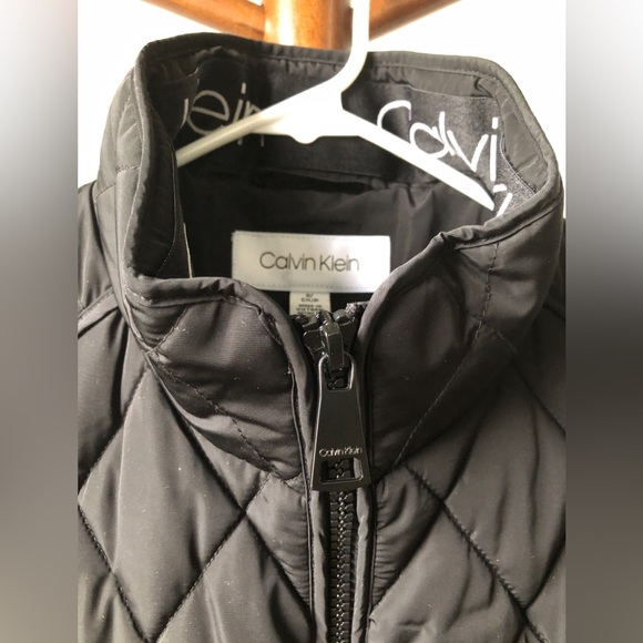 Calvin Klein Puffer Vest | Women’s Vest | Black | Small - Picture 3 of 10